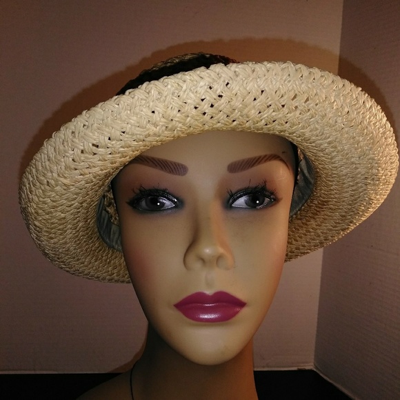 Hat - Picture 3 of 3